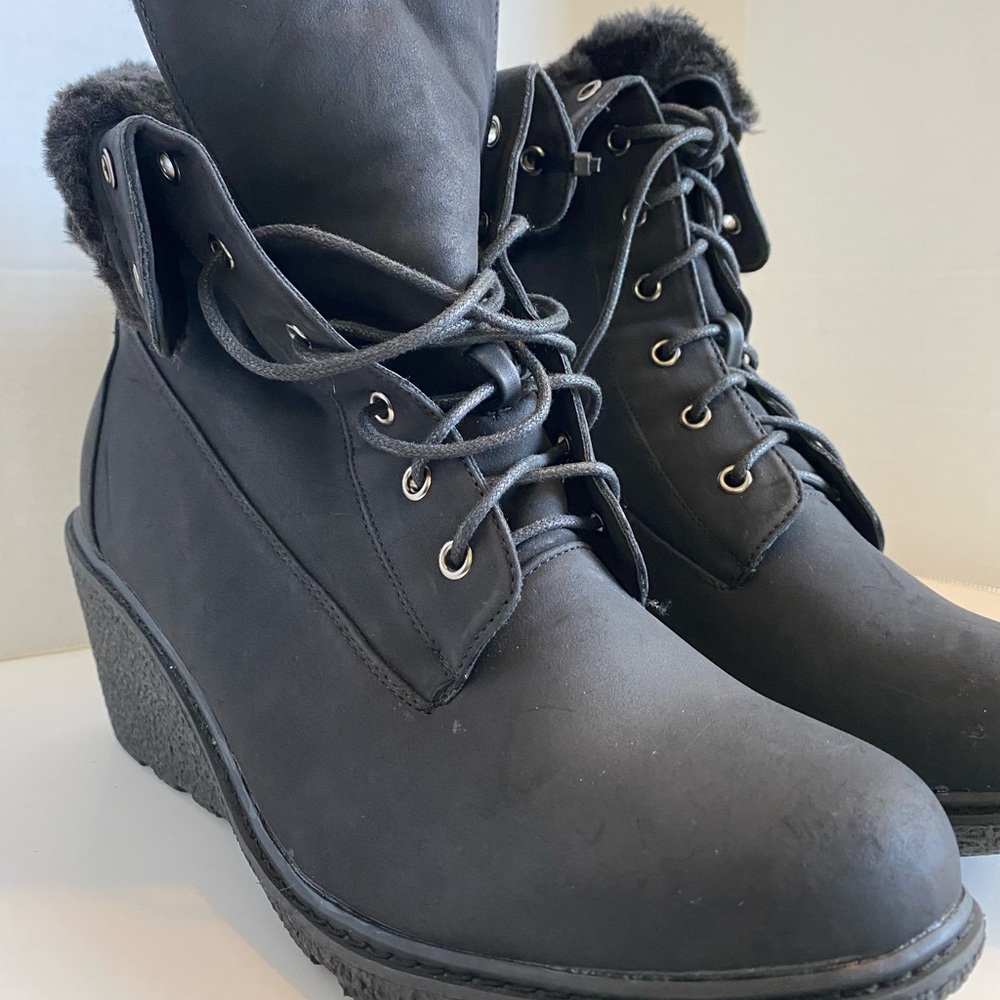 Dream Pairs HighTop Boot